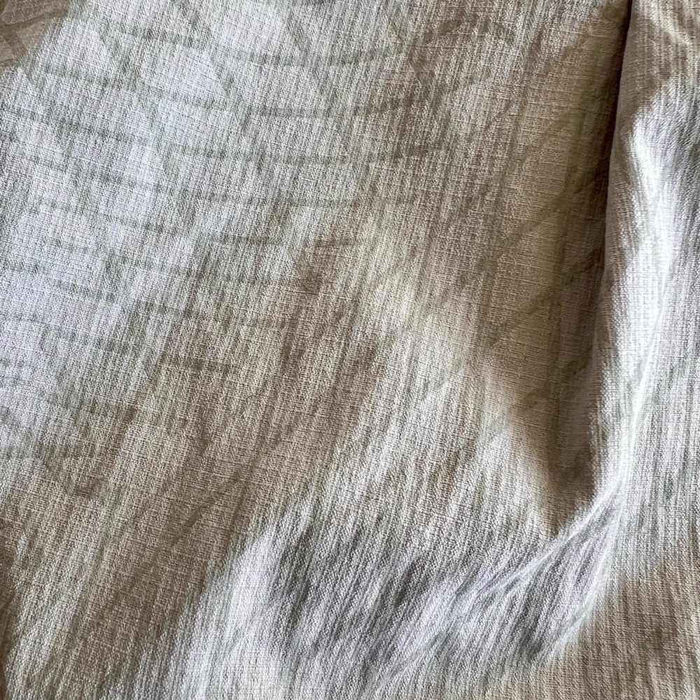 Nwot Lululemon Beige Patterned Drawstring Shorts - image 3